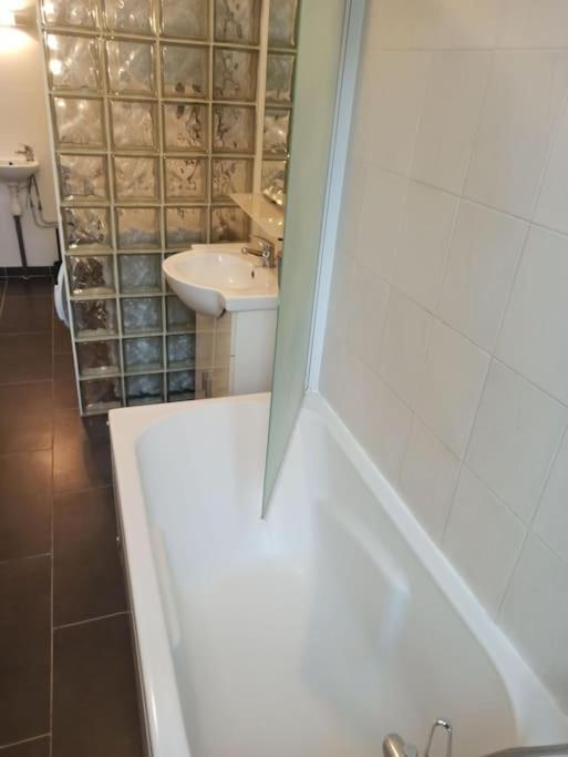 Chez Mylene Et J-P Villa Orange  Dış mekan fotoğraf