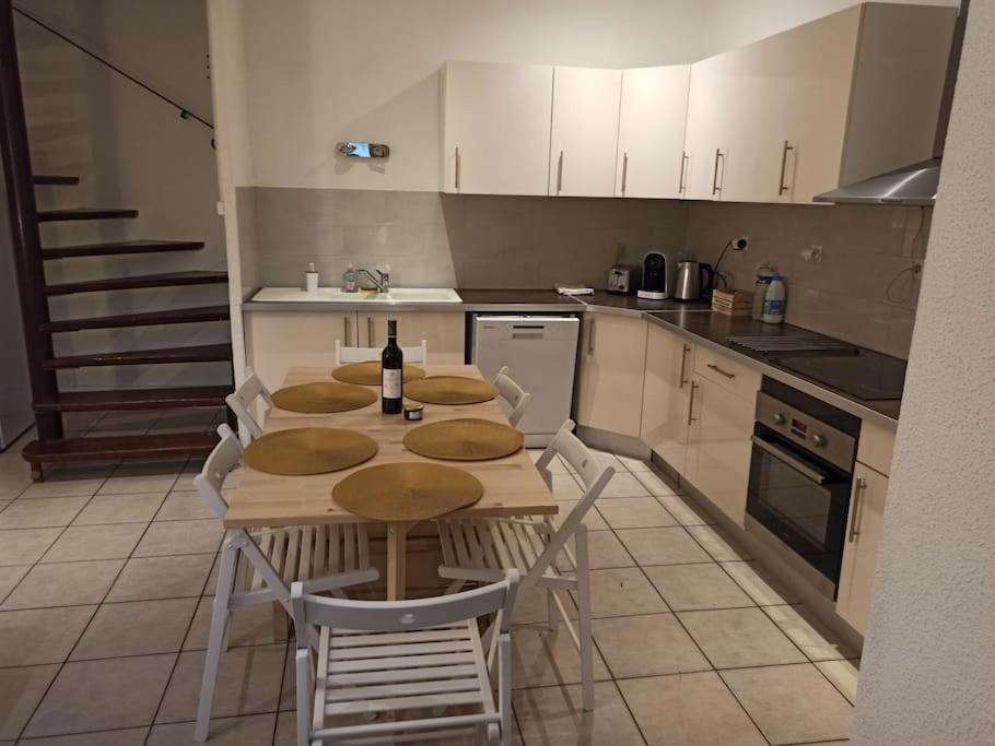 Chez Mylene Et J-P Villa Orange  Dış mekan fotoğraf